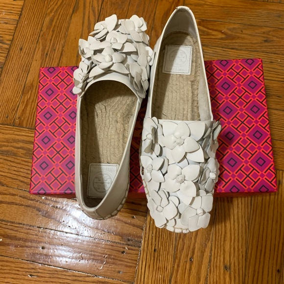 Shoes - Picture 4 of 4